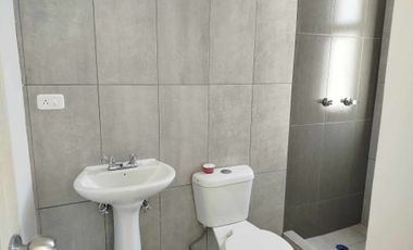 En  Venta casa  a estrenar Mitad del Mundo, cuotas de $380 MENSUALES