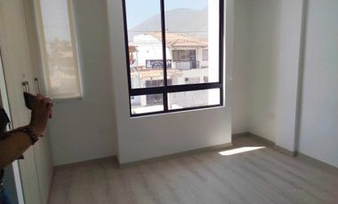 En  Venta casa  a estrenar Mitad del Mundo, cuotas de $380 MENSUALES