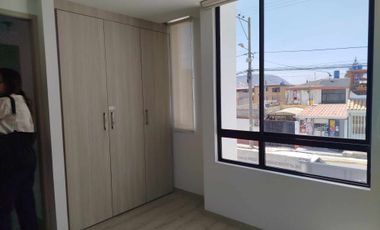 En  Venta casa  a estrenar Mitad del Mundo, cuotas de $380 MENSUALES