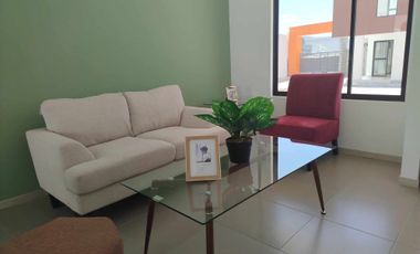 En  Venta casa  a estrenar Mitad del Mundo, cuotas de $380 MENSUALES