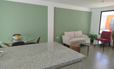 En  Venta casa  a estrenar Mitad del Mundo, cuotas de $380 MENSUALES