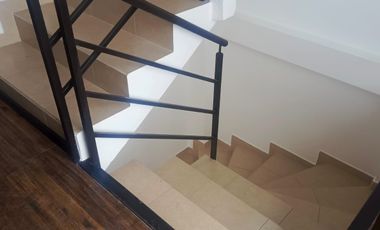 CASA EN VENTA. SECTOR ESFORST AMBATO. PRECIO DE OPORTUNIDAD