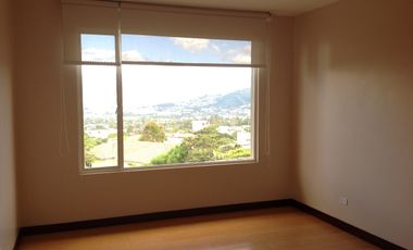 Renta casa de 4 dormitorios en Tanda -  Nayón