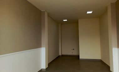 LOCALES COMERCIALES EN RENTA EN IZAMBA. AMBATO