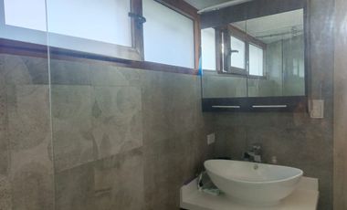 DEPARTAMENTO EN VENTA. MIRAFLORES AMBATO.