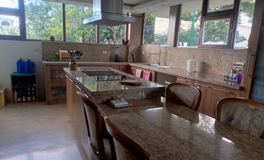 DEPARTAMENTO EN VENTA. MIRAFLORES AMBATO.