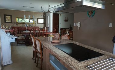 DEPARTAMENTO EN VENTA. MIRAFLORES AMBATO.