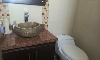 DEPARTAMENTO EN VENTA. MIRAFLORES AMBATO.