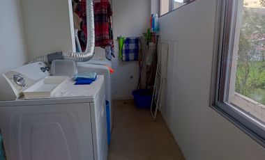 DEPARTAMENTO EN VENTA. MIRAFLORES AMBATO.