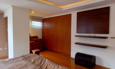 DEPARTAMENTO EN VENTA EN MIRAFLORES AMBATO