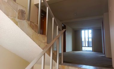 CASA INDEPENDIENTE EN VENTA EN SAN ANTONIO. AMBATO