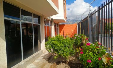 CASA INDEPENDIENTE EN VENTA EN SAN ANTONIO. AMBATO
