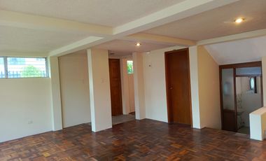CASA INDEPENDIENTE EN VENTA EN SAN ANTONIO. AMBATO
