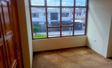 CASA INDEPENDIENTE EN VENTA EN SAN ANTONIO. AMBATO
