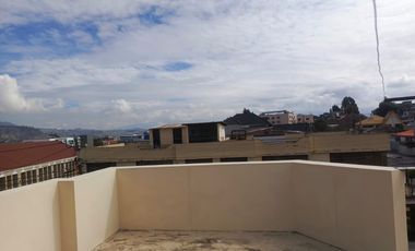 CASA INDEPENDIENTE EN VENTA EN SAN ANTONIO. AMBATO