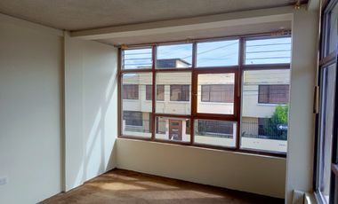 CASA INDEPENDIENTE EN VENTA EN SAN ANTONIO. AMBATO