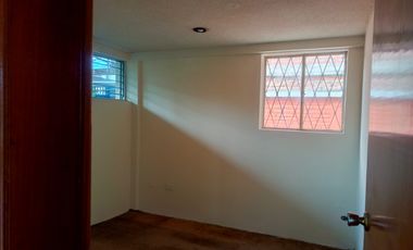 CASA INDEPENDIENTE EN VENTA EN SAN ANTONIO. AMBATO