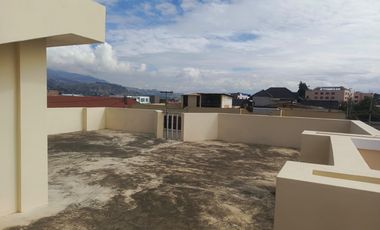 CASA INDEPENDIENTE EN VENTA EN SAN ANTONIO. AMBATO