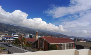 CASA INDEPENDIENTE EN VENTA EN SAN ANTONIO. AMBATO