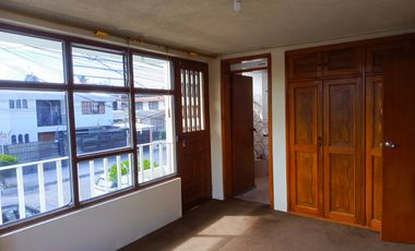 CASA INDEPENDIENTE EN VENTA EN SAN ANTONIO. AMBATO