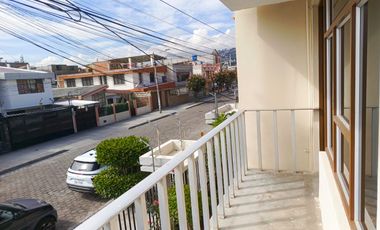CASA INDEPENDIENTE EN VENTA EN SAN ANTONIO. AMBATO