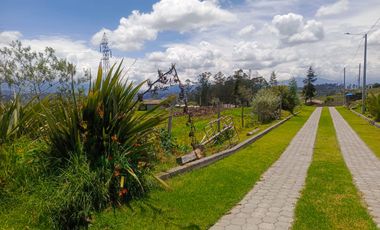 LOTE EN VENTA SECTOR NORTE DE AMBATO. EXCLUSIVO