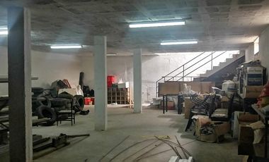 BODEGA AMPLIA EN VENTA. SECTOR SUR DE AMBATO