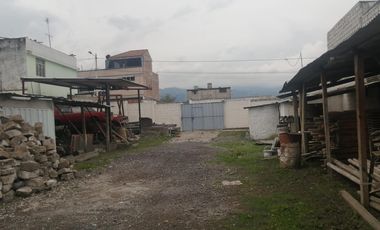 BODEGA AMPLIA EN VENTA. SECTOR SUR DE AMBATO