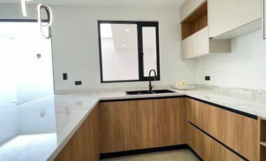 Venta casa de 3 dormitorios a estrenar. Tumbaco - La Morita