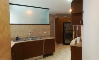 DEPARTAMENTO EN RENTA EN MIRAFLORES. AMBATO