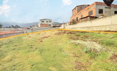 Terreno de venta en Av. de los Cerezos – código:21534