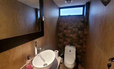 Casa de venta en Heroes de Verdeloma – código:21748