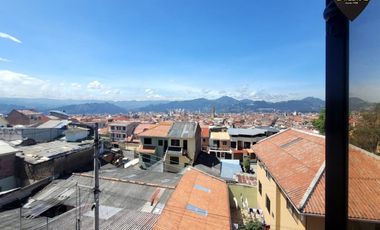 Casa de venta en Heroes de Verdeloma – código:21748