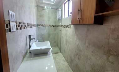 Casa de venta en Heroes de Verdeloma – código:21748