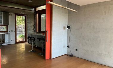 ARRIENDO DE MODERNA CASA CON GRANDIOSA VISTA A LA CIUDAD