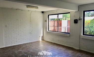 Casa en Arriendo en entre 24 y 25 oriente , muy proxima al mall plaza maule, costado norte de la avenida San Miguel