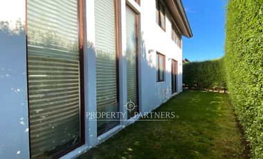 El Venado, amplia y luminosa frente a plaza