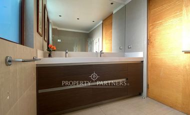 El Venado, amplia y luminosa frente a plaza