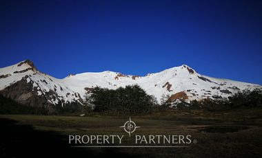 Campo 1694 ha al sur de Puelo, cerro Yates, Cochamó
