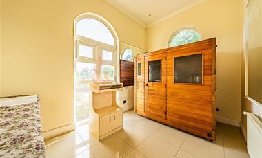 Local Comercial en Venta en Excelente y Exclusiva Propiedad Comercial - Uso Centro de Salud y Estética