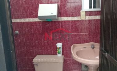 LOCAL COMERCIAL EN RENTA EN CALZADA FRANCISCO Y MADERO CON OFICINAS