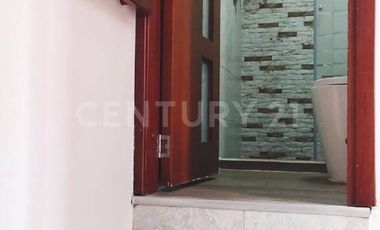 HERMOSA CASA EN RENTA EN TINTAL 1