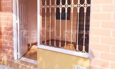 HERMOSA CASA EN RENTA EN TINTAL 1