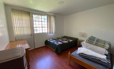HERMOSA QUINTA EN VENTA, SECTOR UZHUPUD