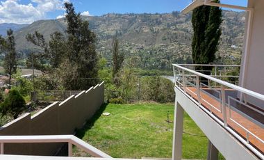 HERMOSA QUINTA EN VENTA, SECTOR UZHUPUD