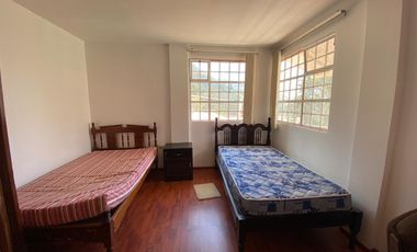 HERMOSA QUINTA EN VENTA, SECTOR UZHUPUD