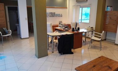 Departamento 2 ambientes sobre Gorriti a dos cuadras de las Lomitas y estación Lomas de Zamora.