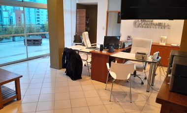 Departamento 2 ambientes sobre Gorriti a dos cuadras de las Lomitas y estación Lomas de Zamora.