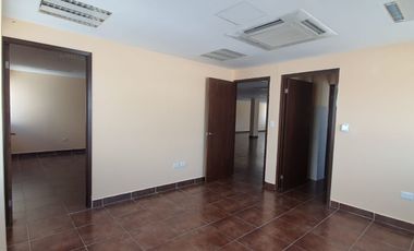 Se rentan oficinas dentro del Puerto Pesquero en Cd. del carmen