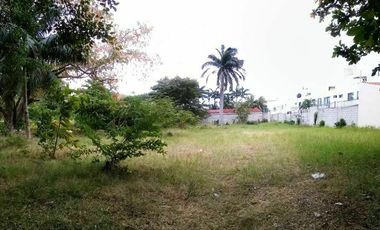 TERRENO EN RENTA AV. CASTELLOT EN CD. DEL CARMEN